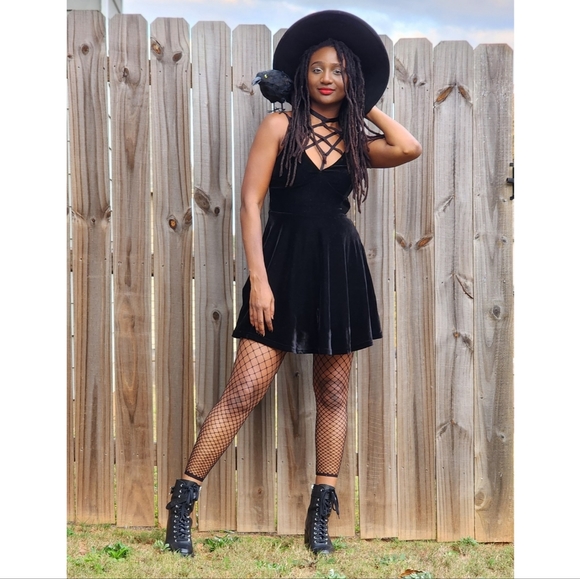 Meet your Posher, Jasmine - Picture 5 of 10